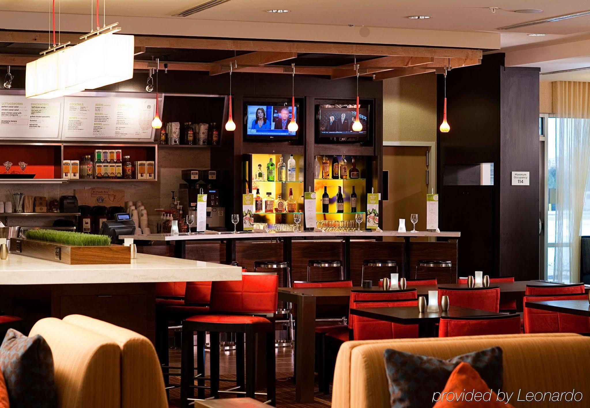 Courtyard Milwaukee Airport Hotel Luaran gambar