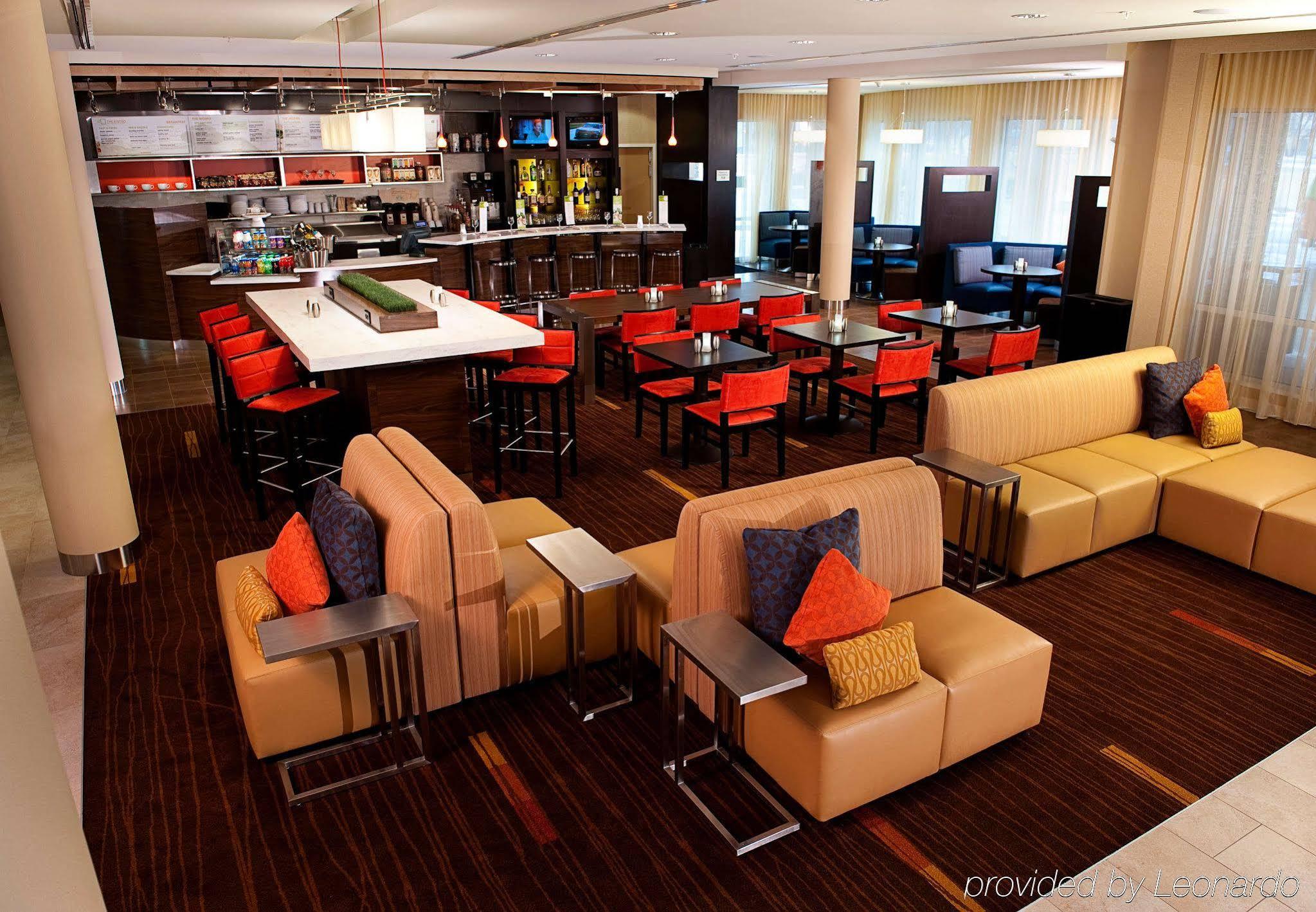 Courtyard Milwaukee Airport Hotel Luaran gambar