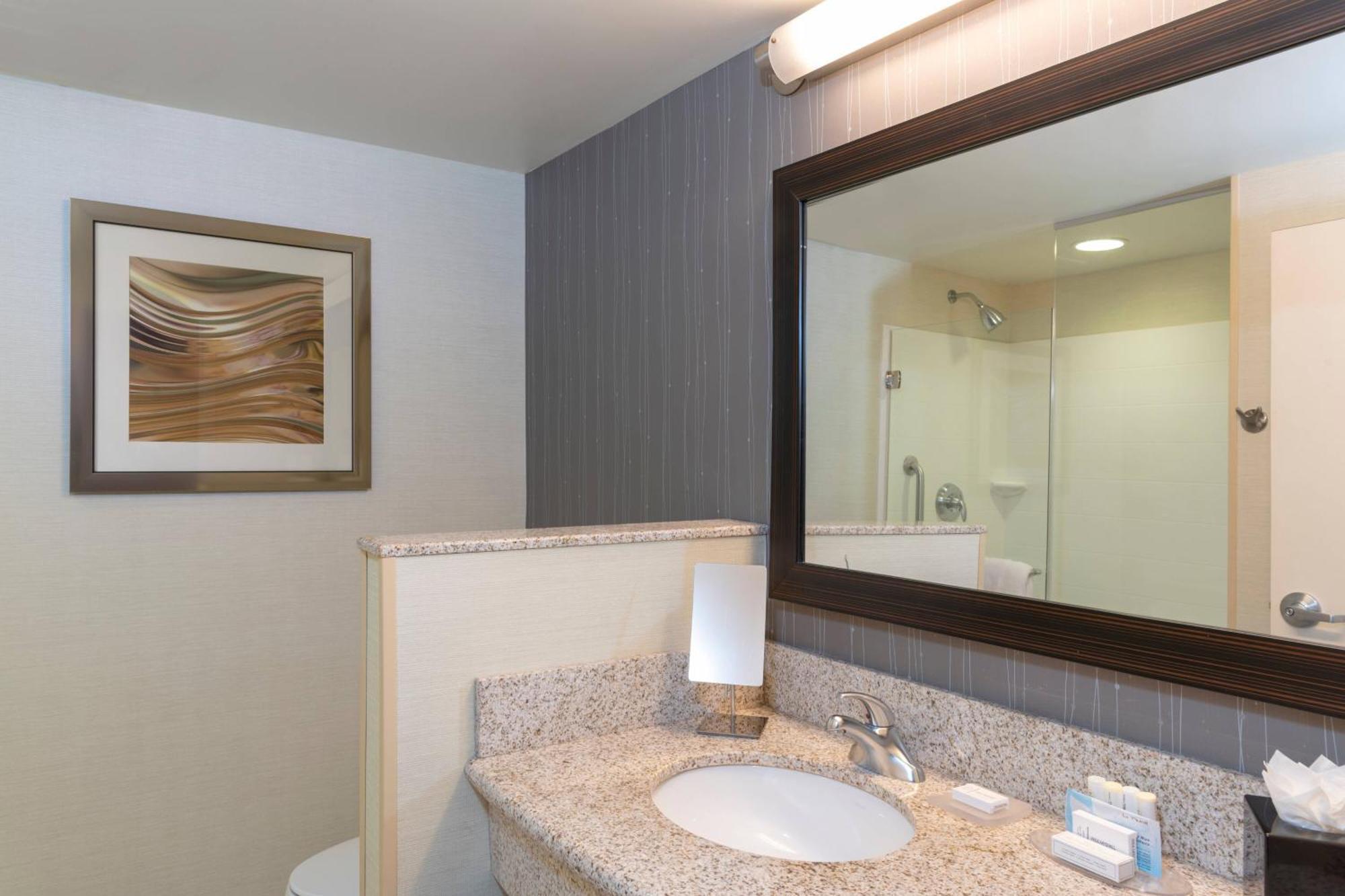 Courtyard Milwaukee Airport Hotel Luaran gambar