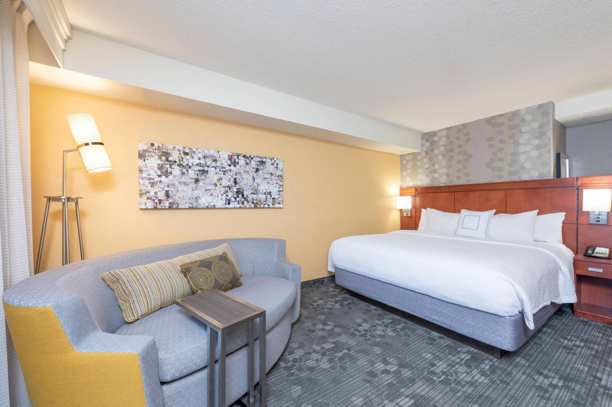 Courtyard Milwaukee Airport Hotel Luaran gambar