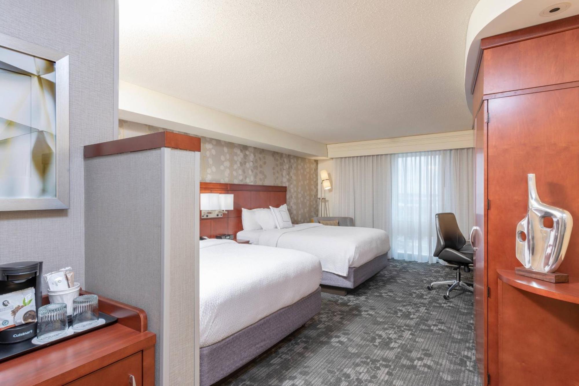 Courtyard Milwaukee Airport Hotel Luaran gambar