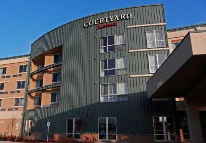 Courtyard Milwaukee Airport Hotel Luaran gambar