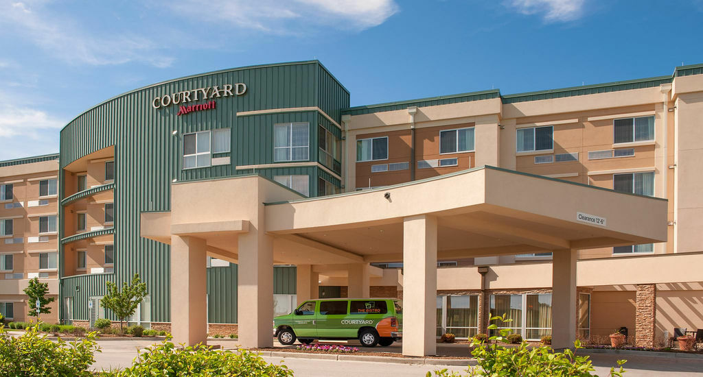 Courtyard Milwaukee Airport Hotel Luaran gambar